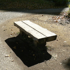 公園のベンチ