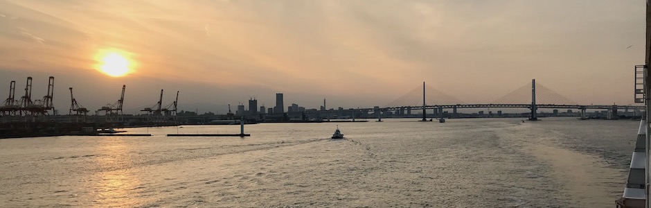 横浜ベイブリッジ、夕景