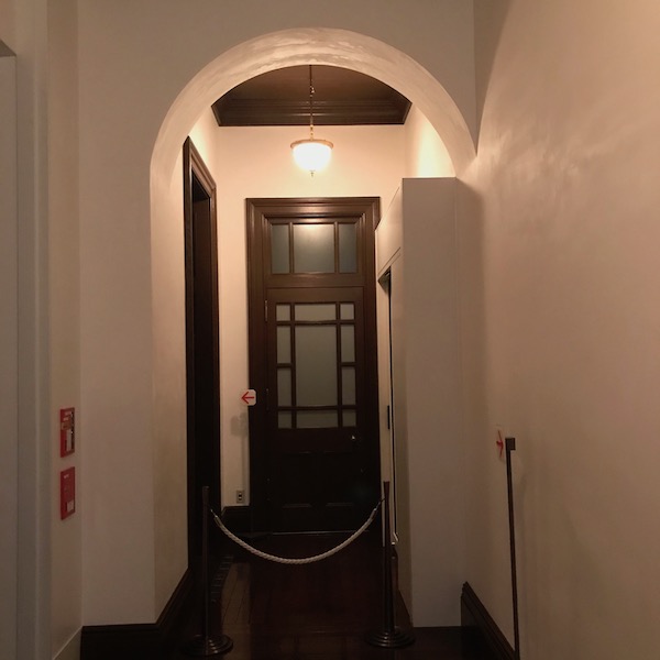 美術館の廊下