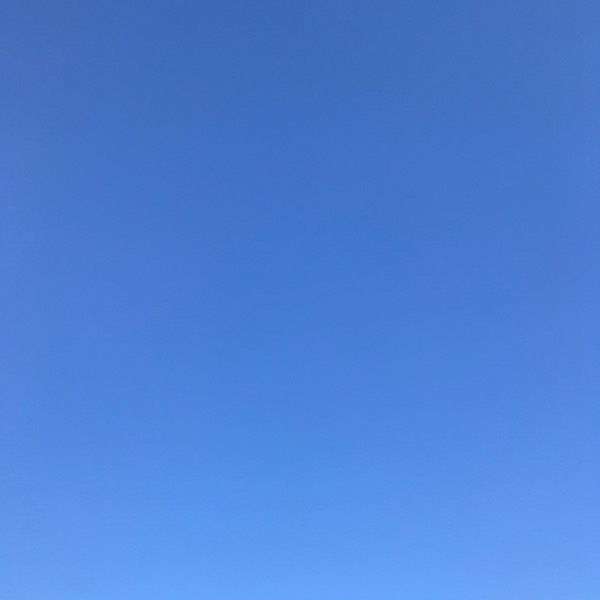 青い空