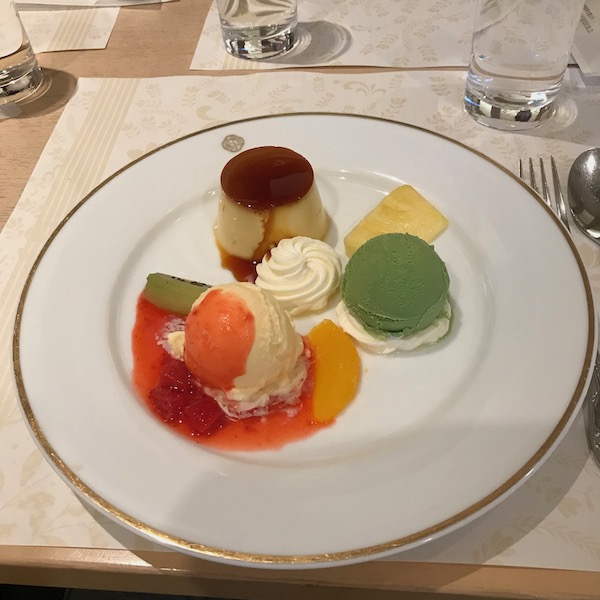 プリン・ア・ラ・モード