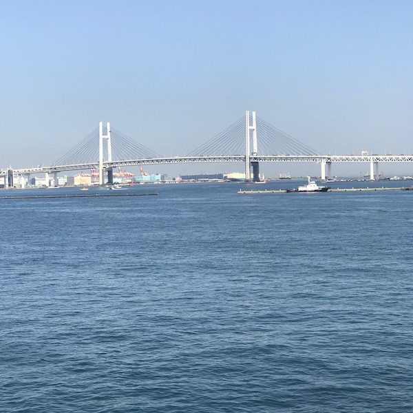 横浜ベイブリッジ