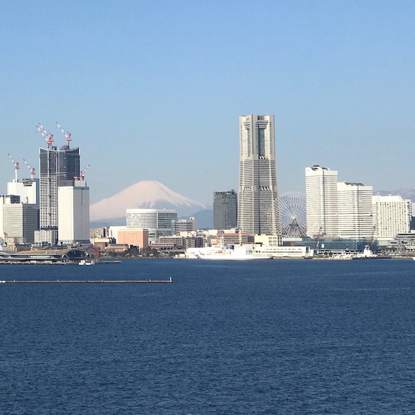みなとみらいと富士山