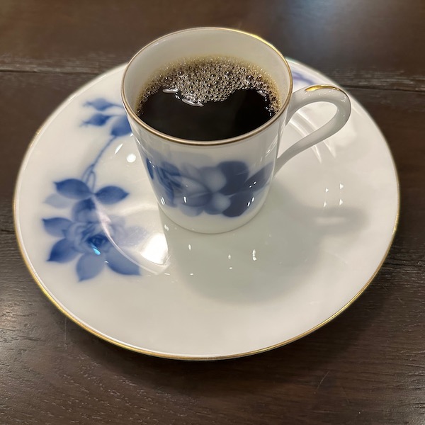 大倉陶園のコーヒーカップ