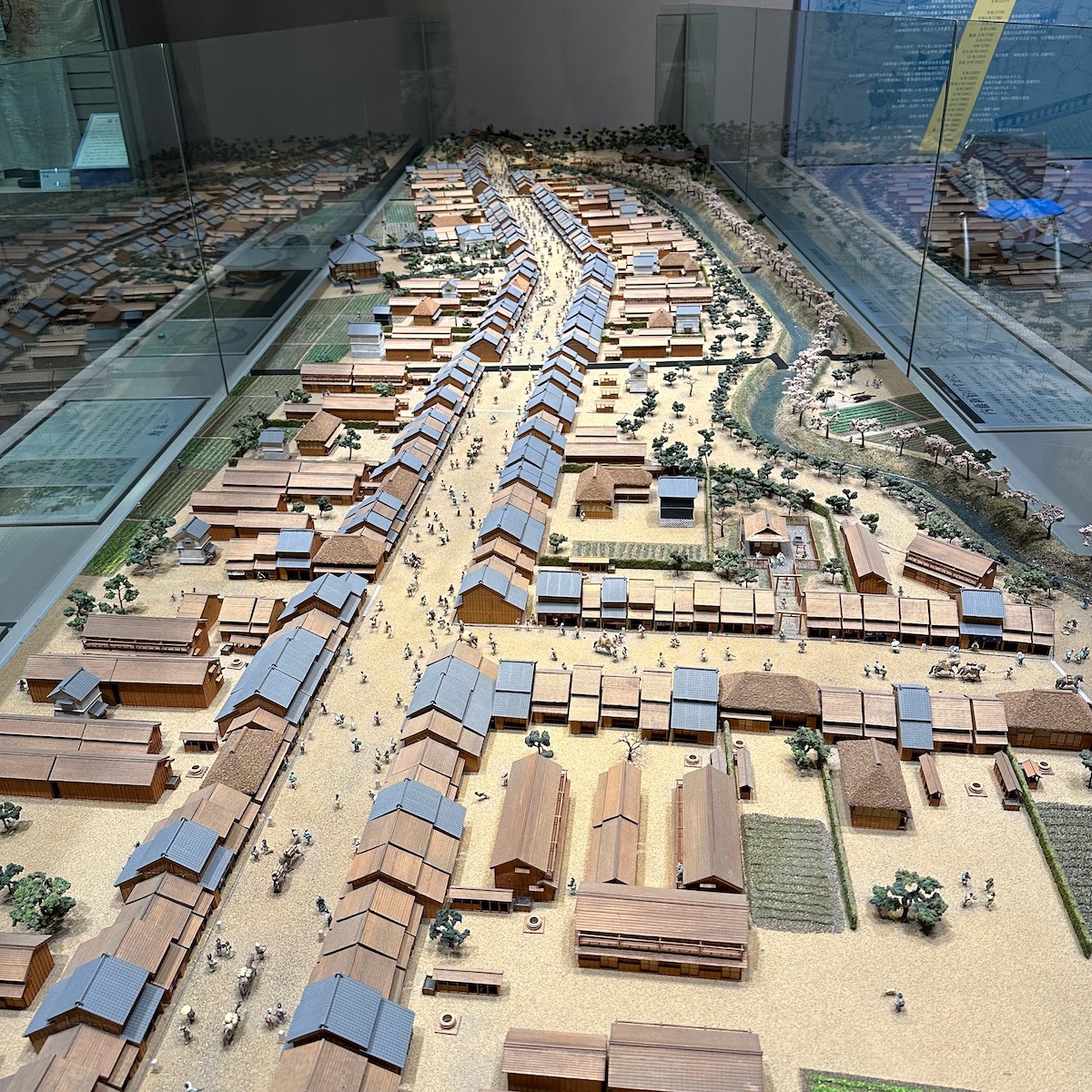 江戸時代の内藤新宿のジオラマ