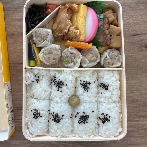 シウマイ弁当中身