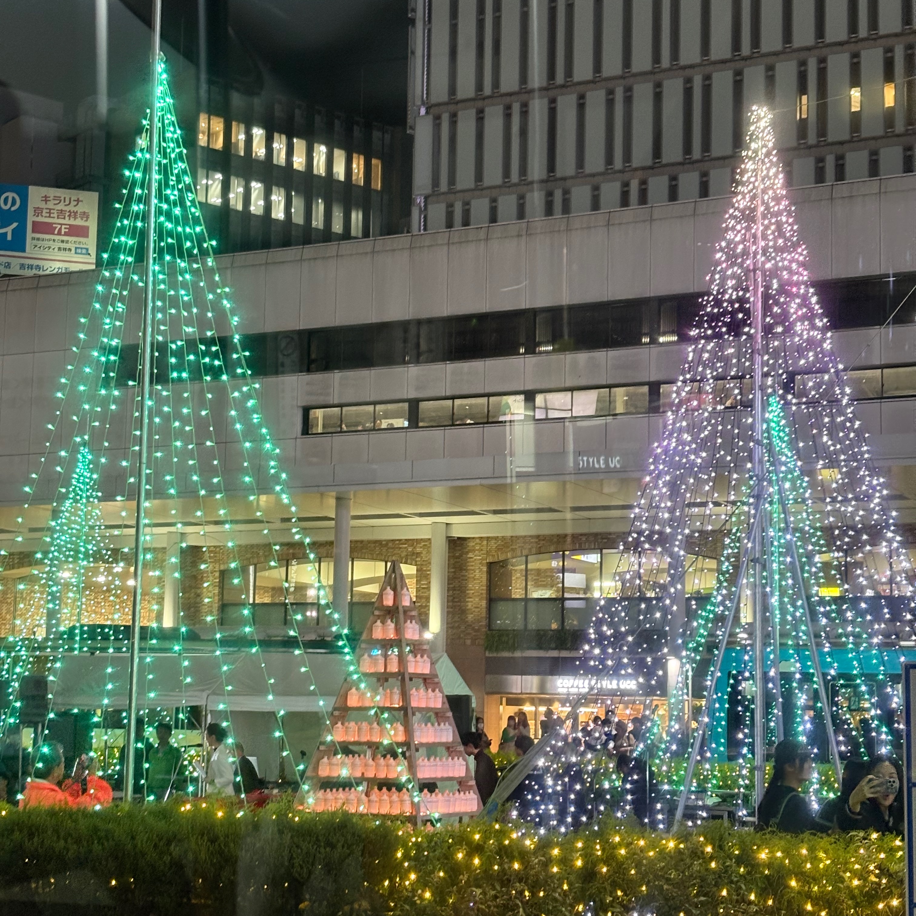 駅前のイルミネーション