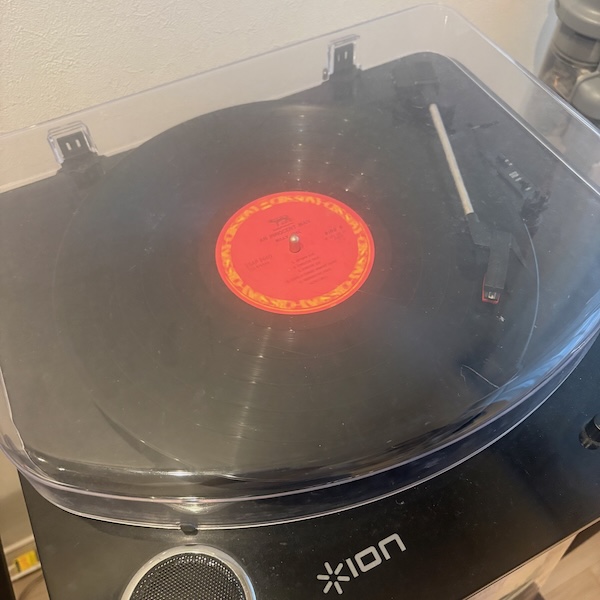 レコードプレーヤー