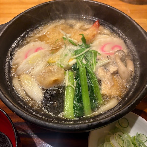 鍋焼きうどん