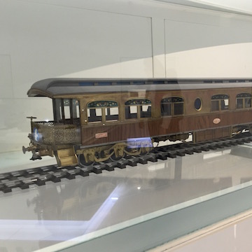 或る列車