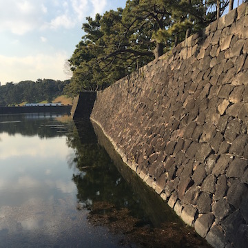 凱旋濠の石垣