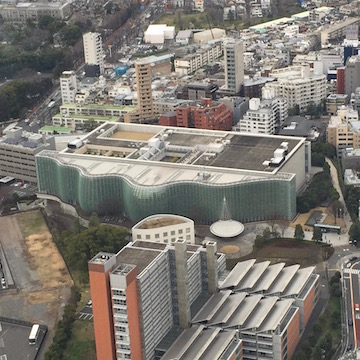 国立新美術館