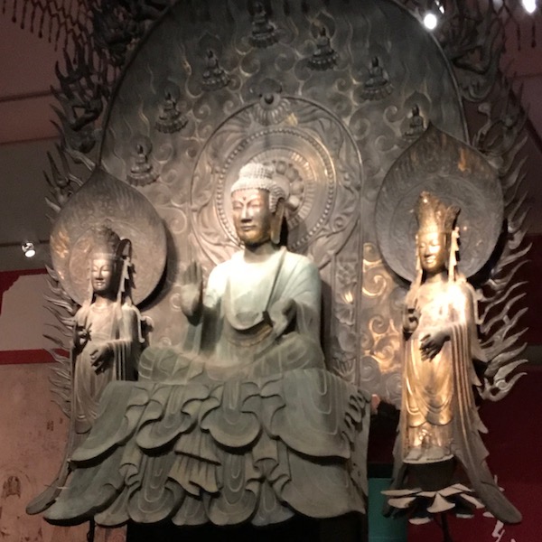 法隆寺釈迦三尊像 クローン