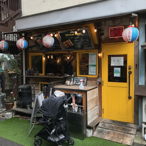ハンバーガーショップ、ブタtバコ