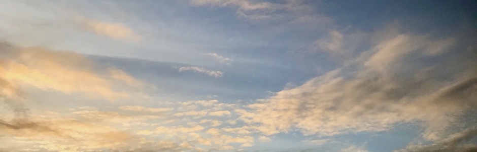 初秋の空、英虞湾、三重県