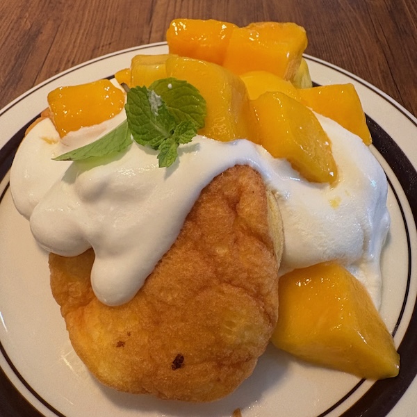 マンゴーパンケーキ