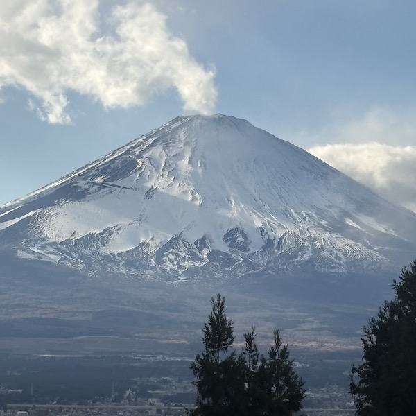 昼間の富士山
