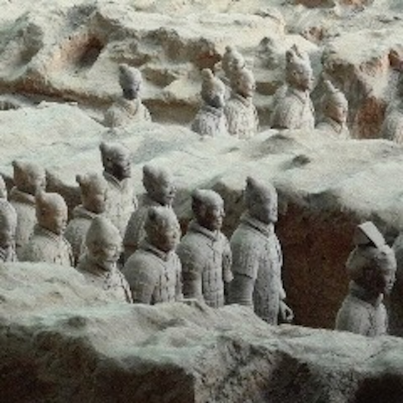 整列した兵士たち